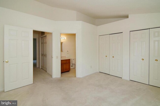 Building Photo - 6581 Cypress Point Rd
