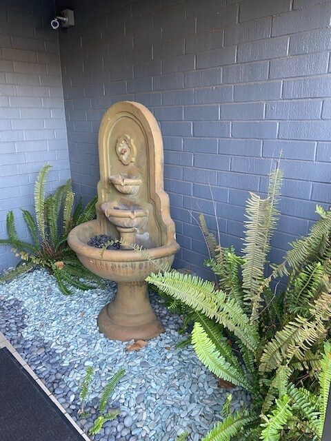 Walk to Central Park - 6 Seville Way