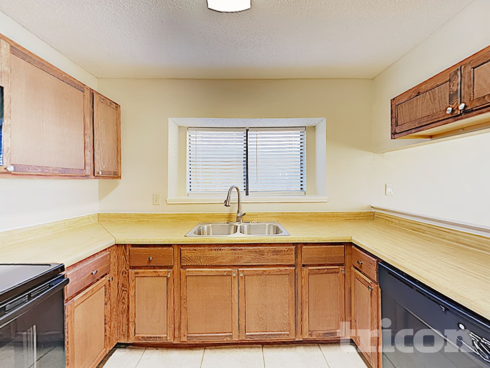 Building Photo - 8058 Pioneer Trail Dr