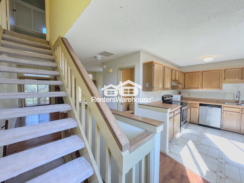 Building Photo - 3961 Aeries Way