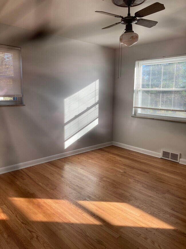 bedroom - 3714 Section Rd