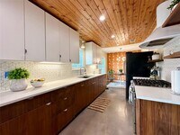 Building Photo - 2707 Ashdale Dr