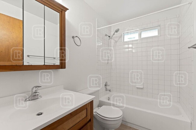 Building Photo - PC- 3251 North 7th Street - 4