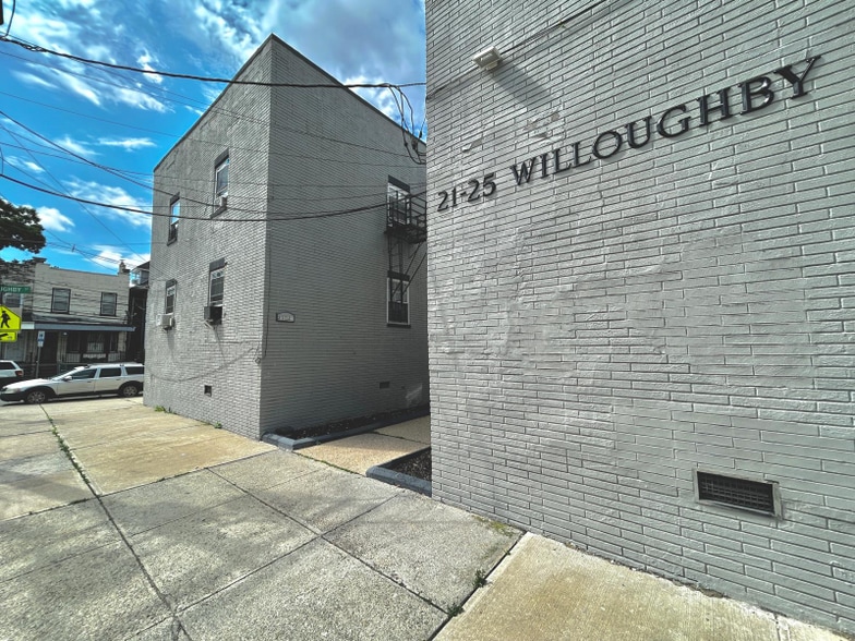 Building Photo - 21 Willoughby St