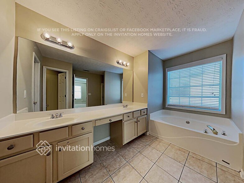 Building Photo - 1218 Everwood Dr SW