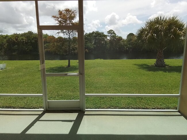 Building Photo - 9834 SW Eastbrook Cir