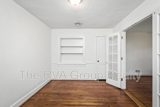 Building Photo - 13141 Overhill Dr