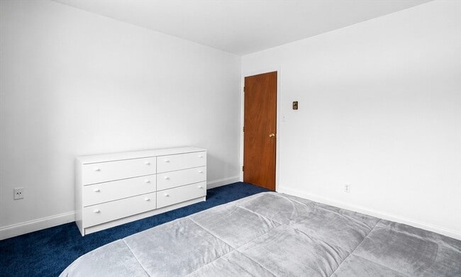 Building Photo - 147 Milk St