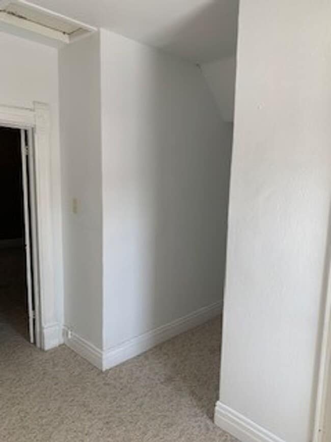 Building Photo - FIVE BR, 2 BA HOUSE in Jesup