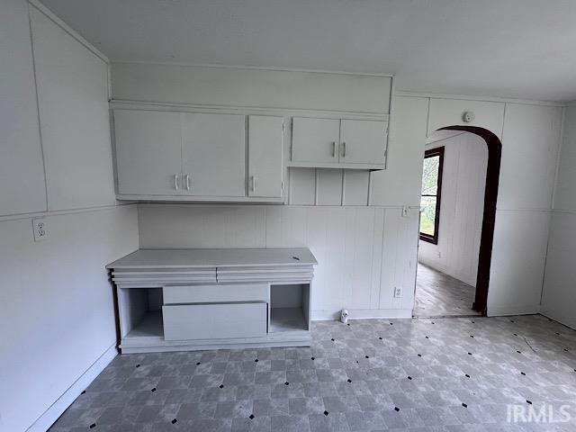 Building Photo - 625 E Beech St