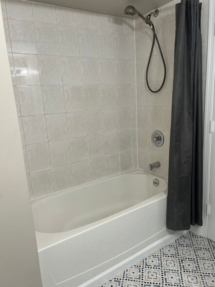 Building Photo - 1016 Old Valley Forge Rd