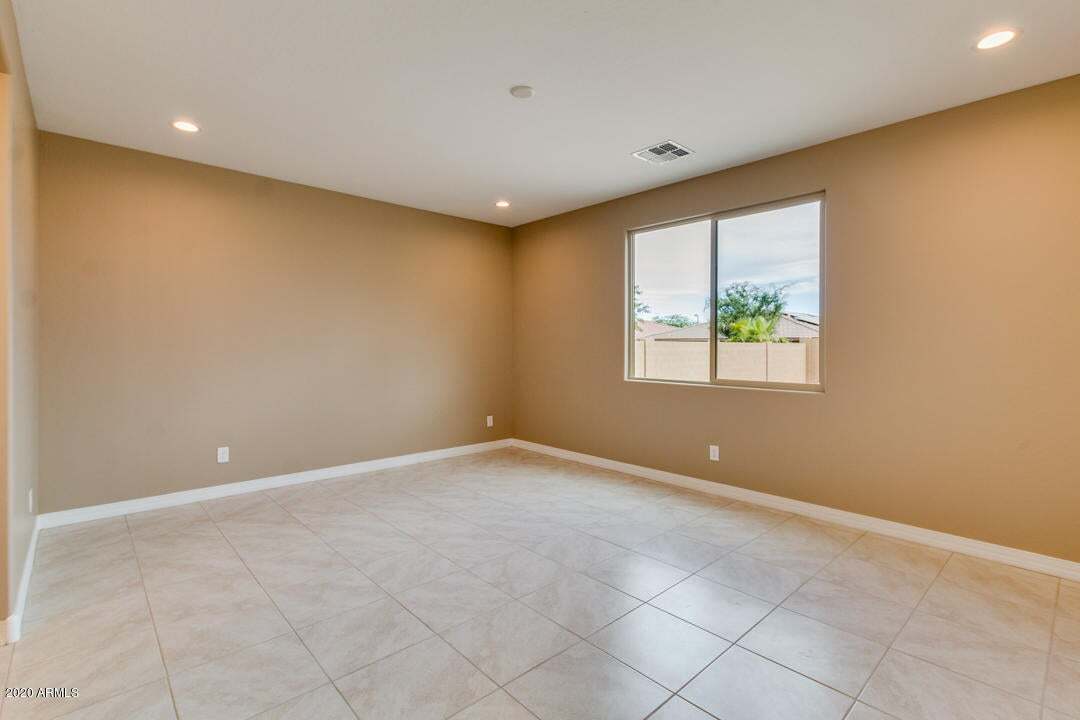 Building Photo - 17695 W Buchanan St