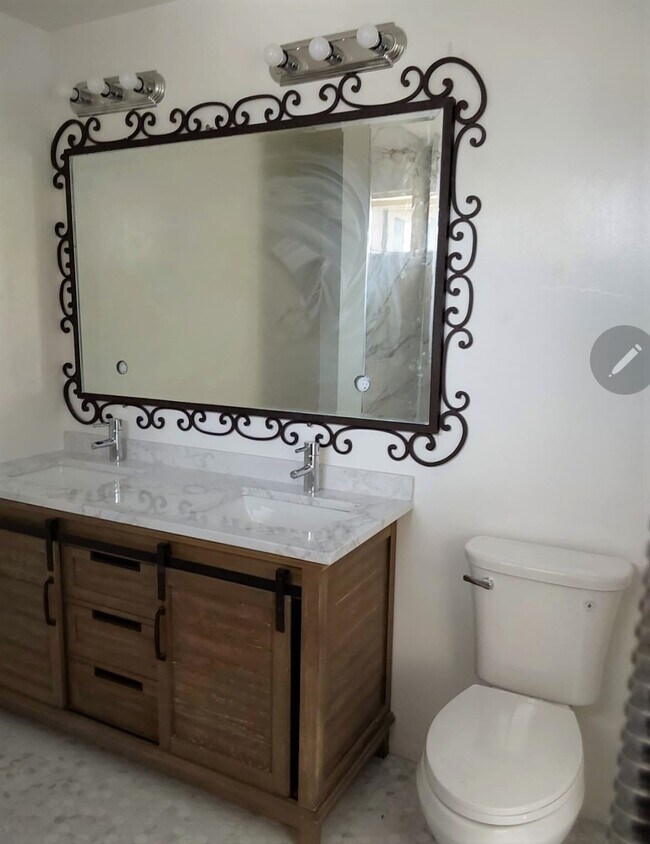 Master Bathroom - 3434 W 170th St