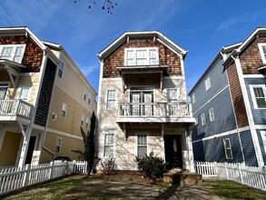 Building Photo - 1920 Lela Avenue