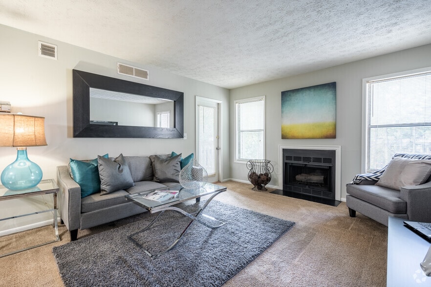 Wood Creek at Roswell Roswell, GA Apartment Finder