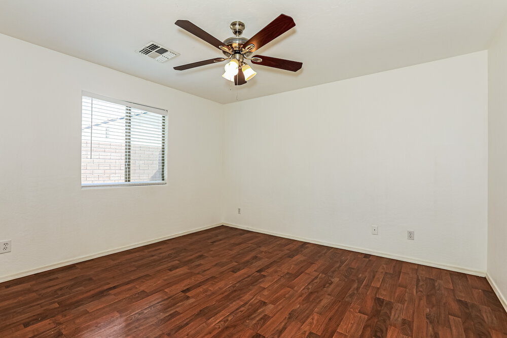 Building Photo - 286 W Santa Gertrudis Trl