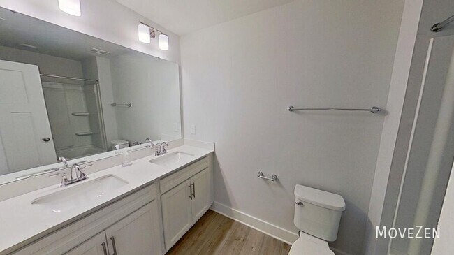 Building Photo - 210 Woodhouse Wy