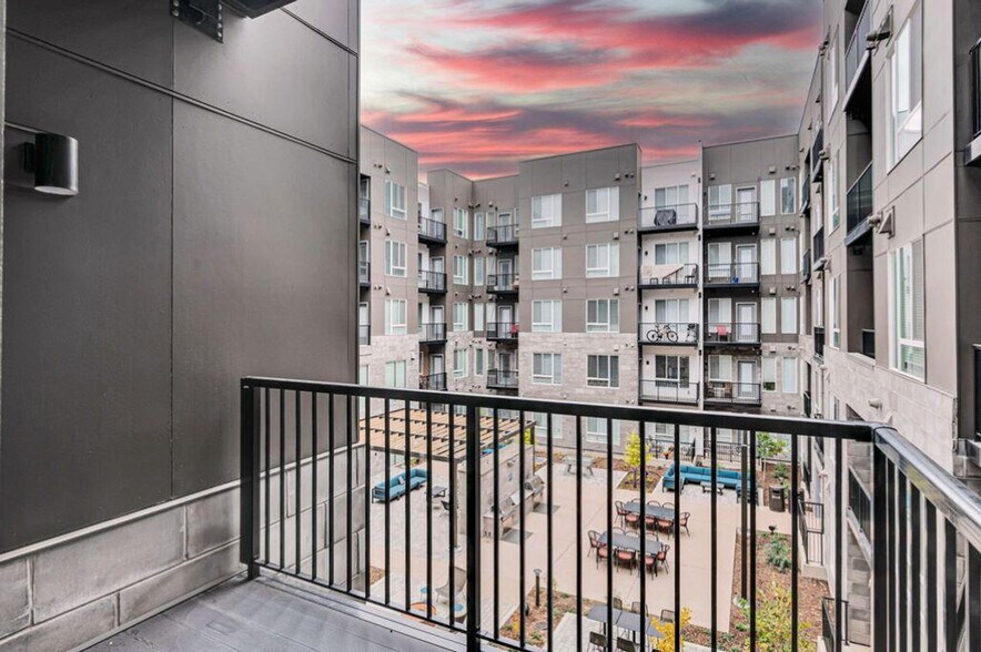 Building Photo - 13123 E 16th Ave