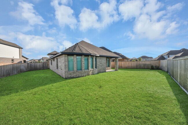 Building Photo - 21239 Speckled Trout Ln