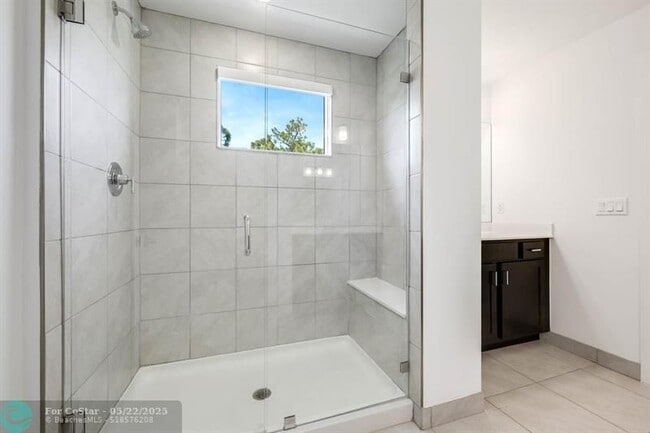 Building Photo - 210 Preserve Trl S