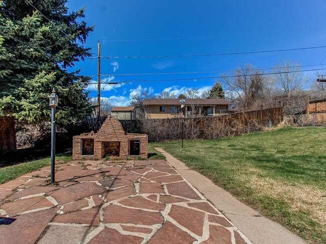 Building Photo - SW Denver single family home available in Harvey Park South.