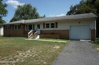 Building Photo - 1385 W Veterans Hwy
