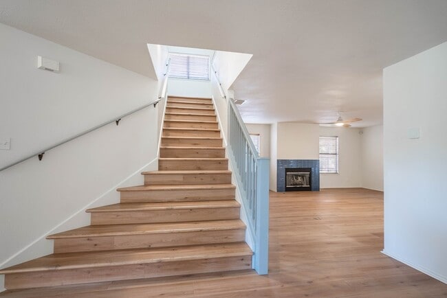 Building Photo - 8121 San Antonio St