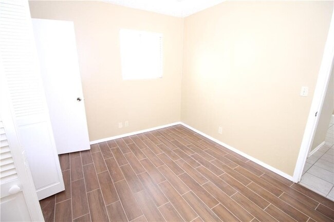 Building Photo - 12818 Copper Cliff Ave