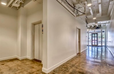 Lobby - 2112 Morris Ave