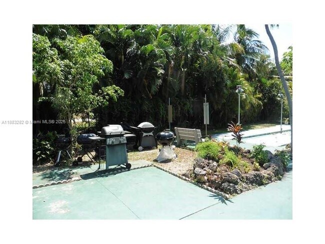 Building Photo - 1420 Atlantic Shores Blvd