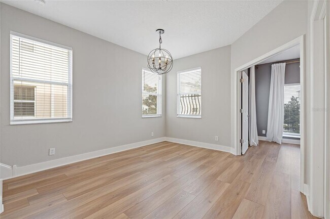 Building Photo - 1129 Venetian Harbor Dr NE