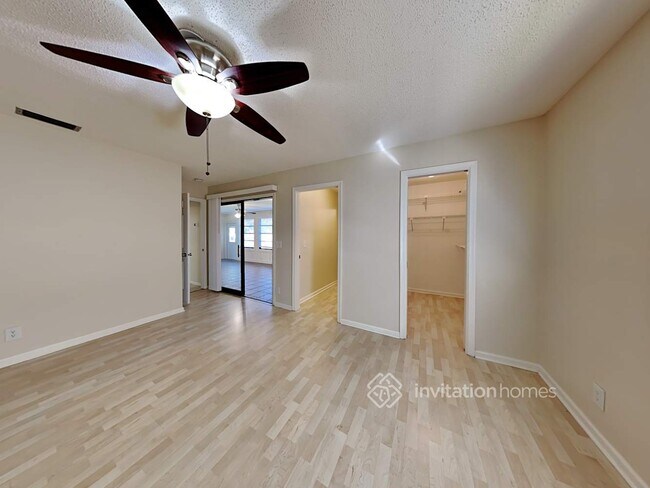 Building Photo - 92 PineHill Trail E