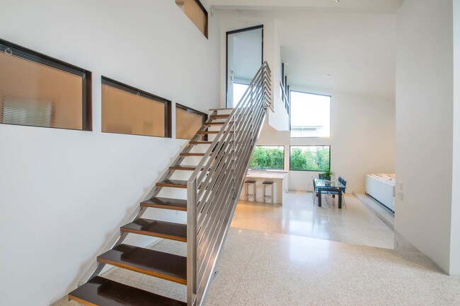 Staircase - 1440 N Kings Rd