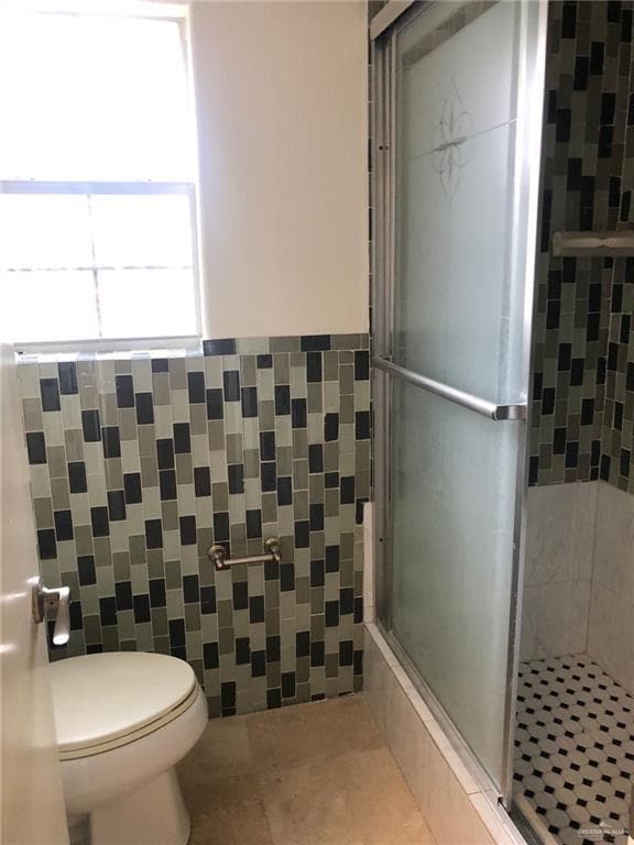 Building Photo - 22 Jackson Ave W