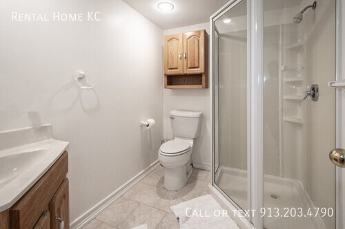 Building Photo - 15730 W Locust St
