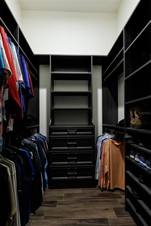 Building Photo - 10605 Midview Terrace