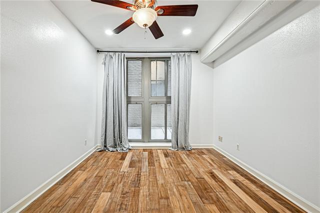 Building Photo - 333 Julia St