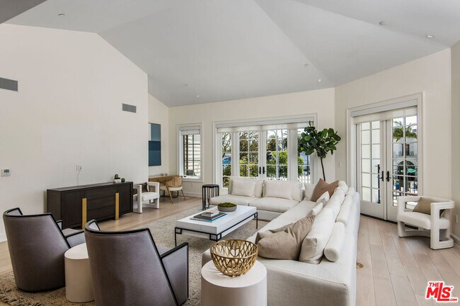 Building Photo - 15225 Palisades Village Ln