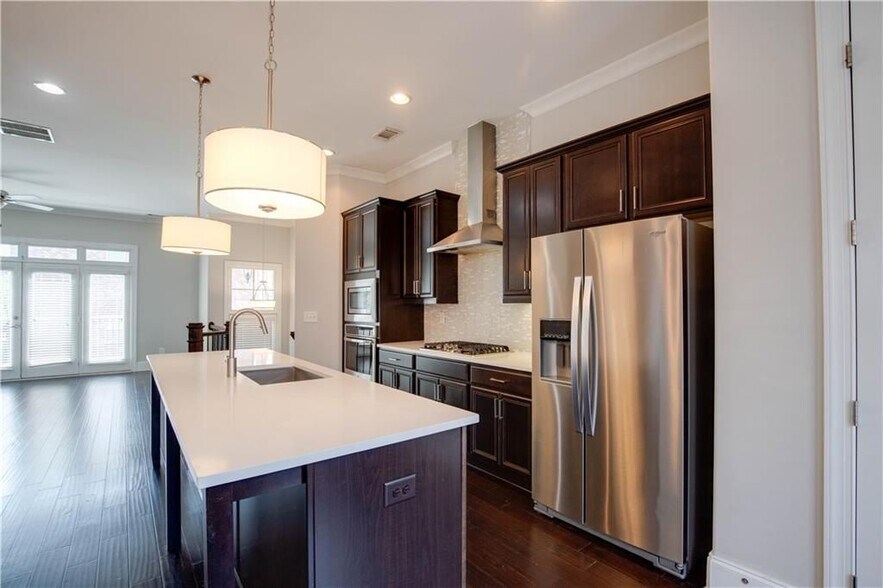 Building Photo - 1959 Townsend Ct