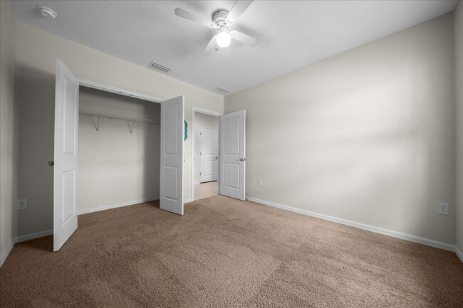 Building Photo - Move-In Ready! Beautiful 4-Bedroom Home with Modern Finishes & Room to Grow