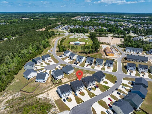 Building Photo - 408 Blockade Shl Ln