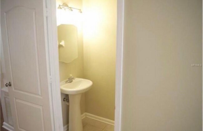 Building Photo - 4502 Kennewick Pl