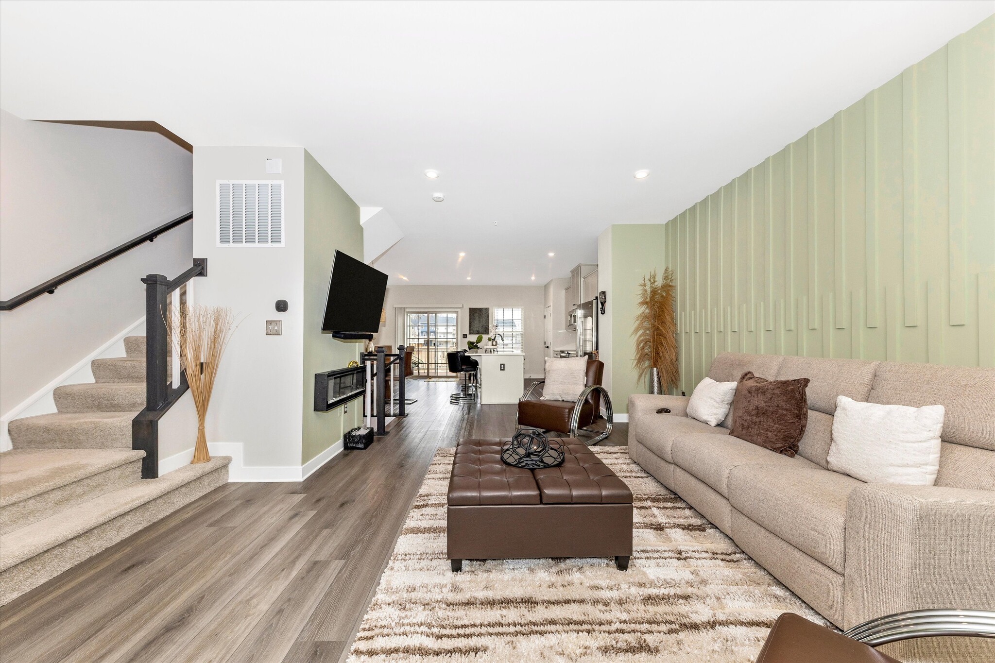 Building Photo - 166 Drydock Way