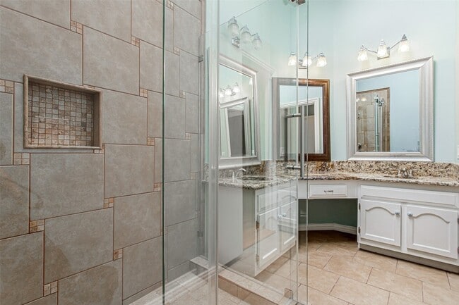 Building Photo - 4139 Rosser Square