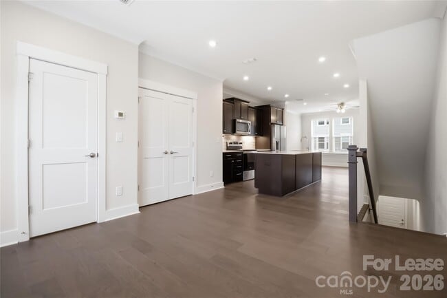 Building Photo - 3011 Citizens Ln