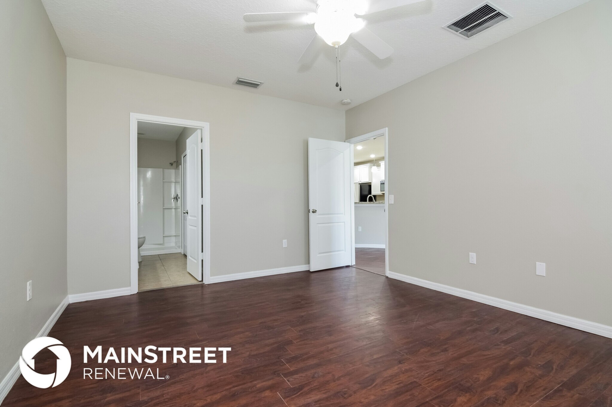 Building Photo - 6823 Glenbrook Dr