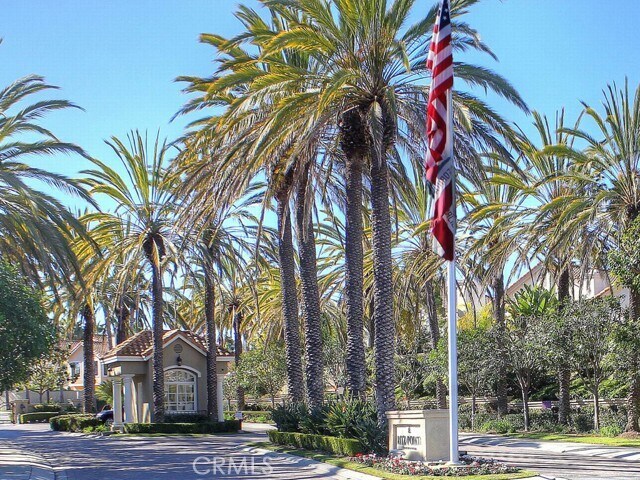 Building Photo - 70 Corniche Dr