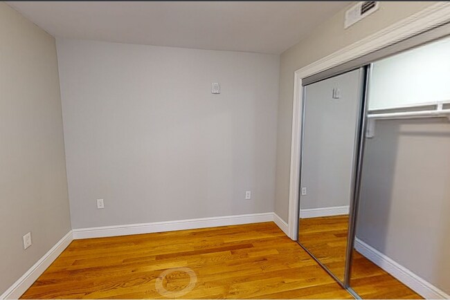 Building Photo - 904 Massachusetts Ave