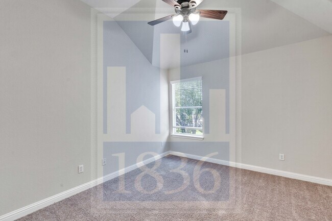 Building Photo - 10013 Mount Rainier Dr