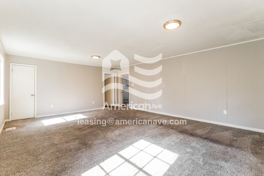 Building Photo - 219 Stonewall St